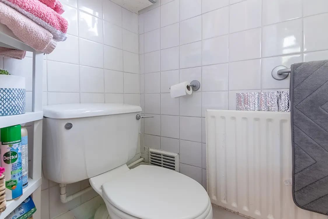 property photo 9 of 31