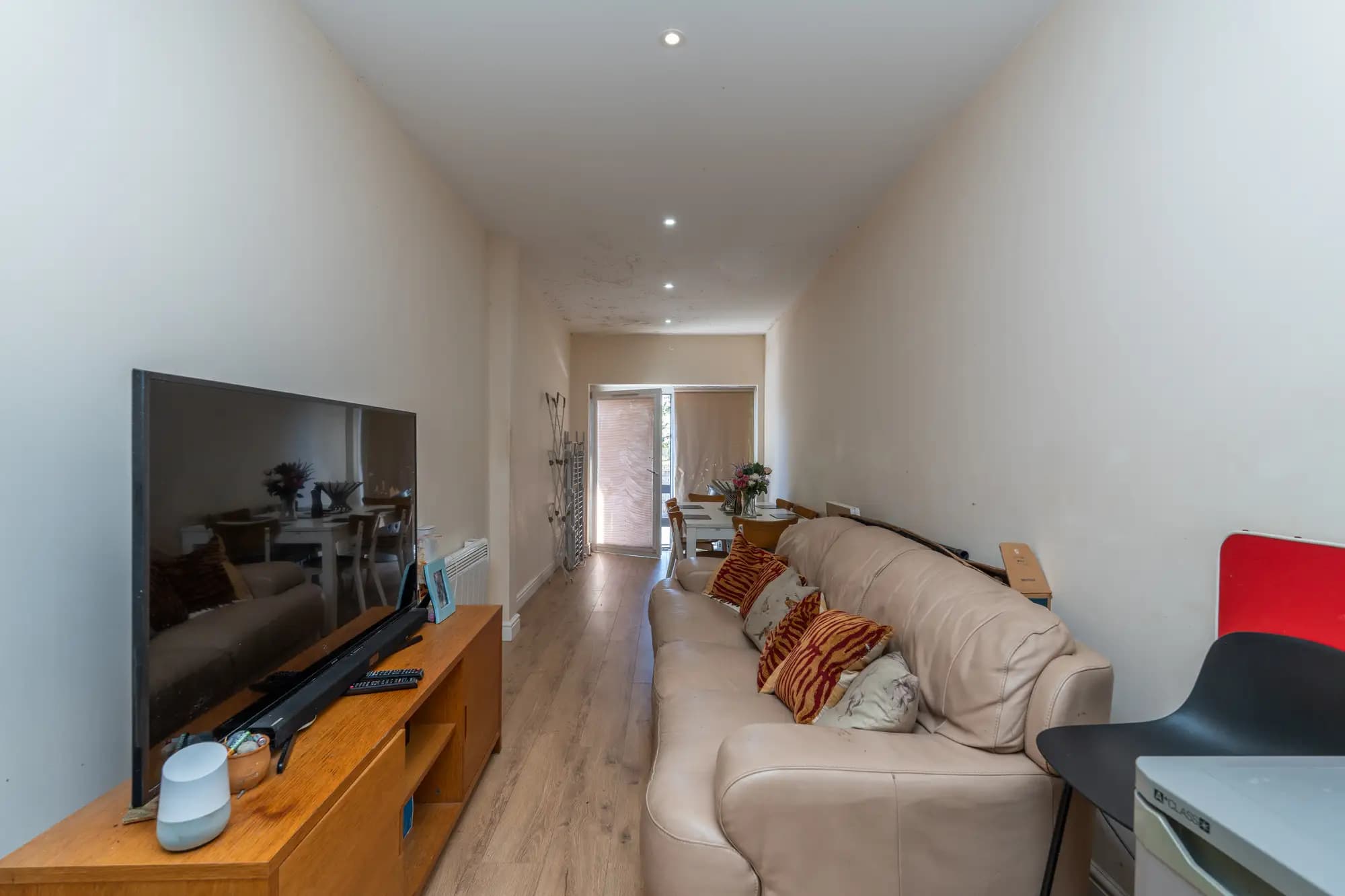 property photo 6 of 54