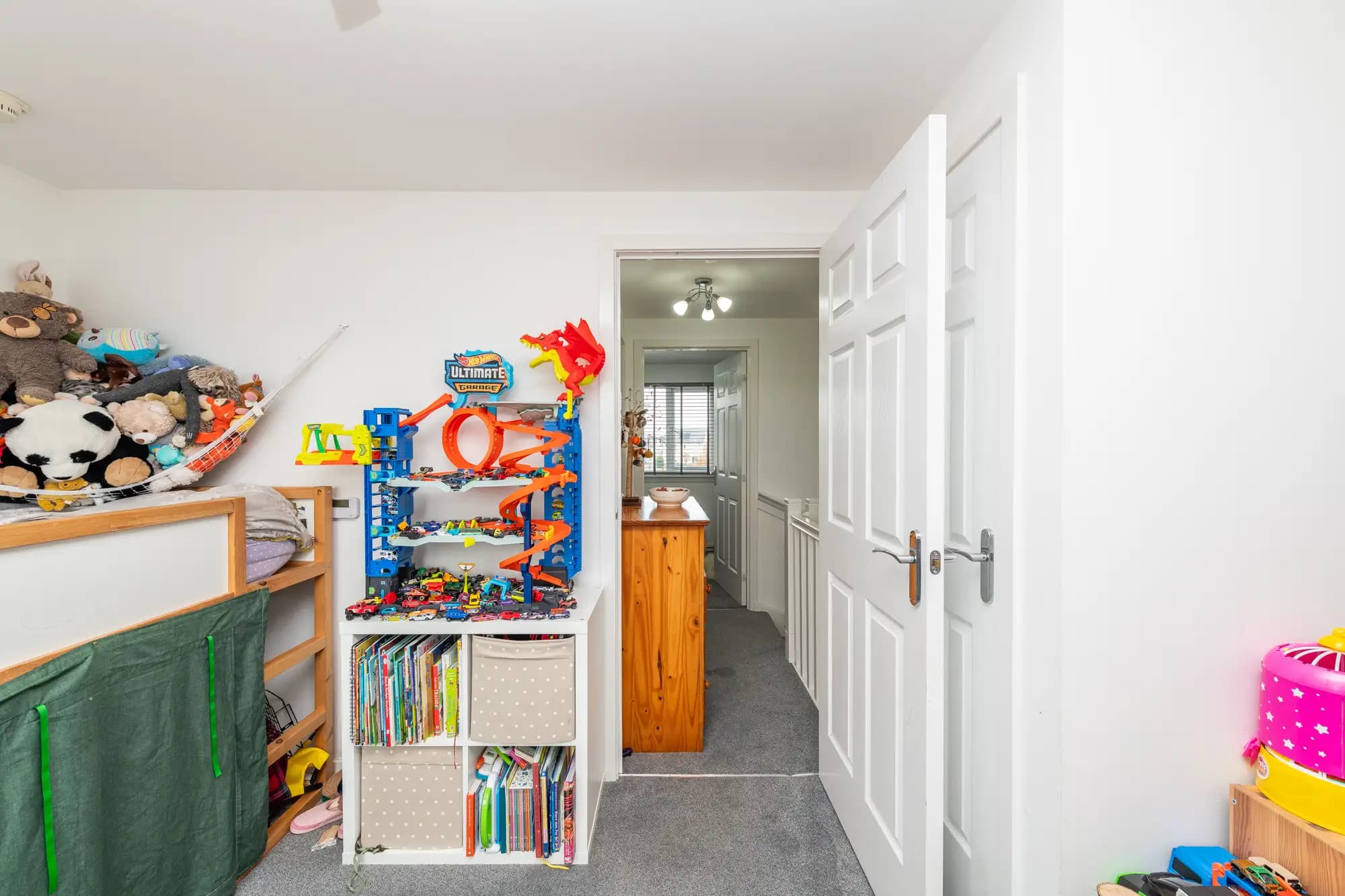 property photo 22 of 37