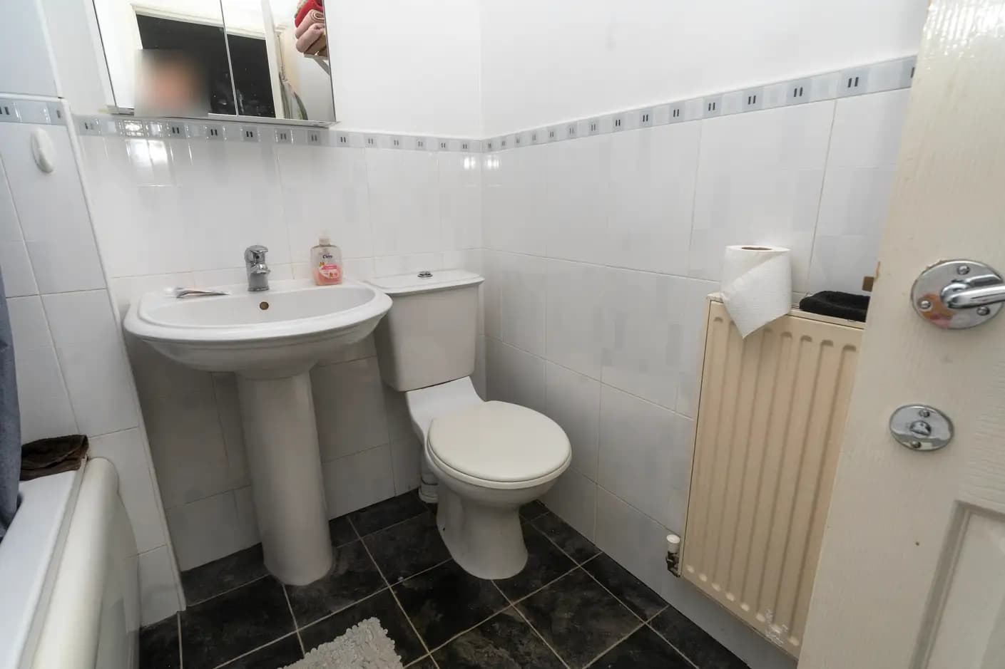 property photo 8 of 22