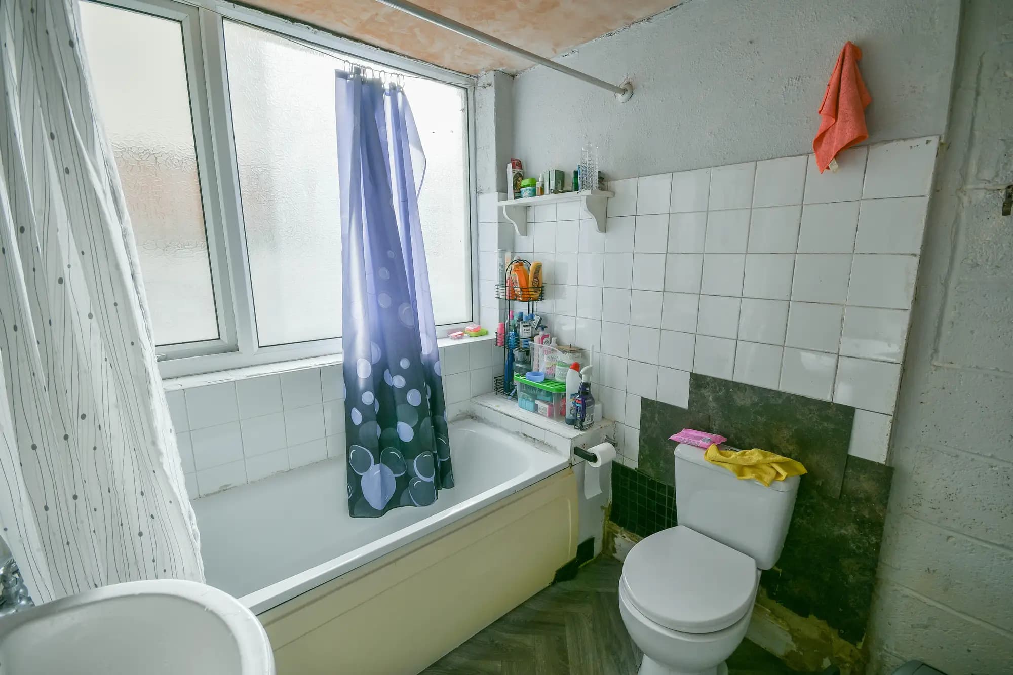 property photo 8 of 21