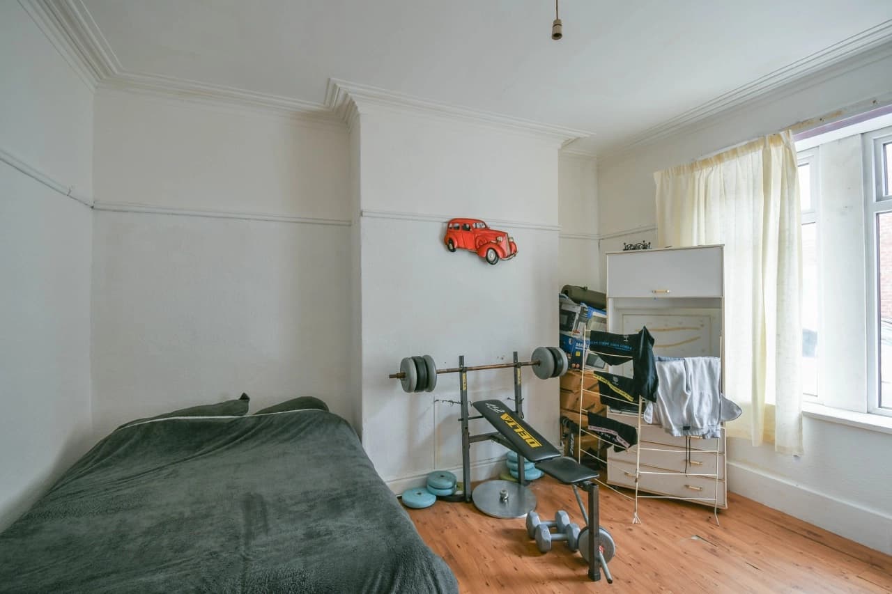 property photo 18 of 30