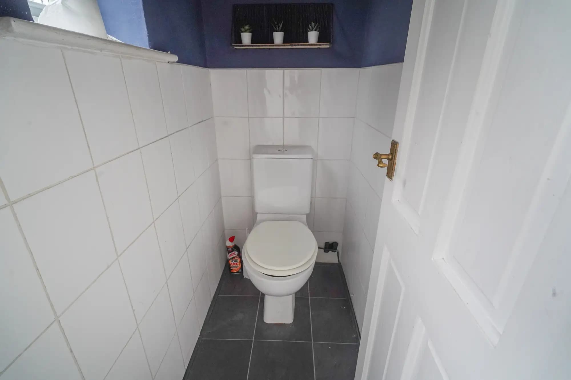 property photo 9 of 26