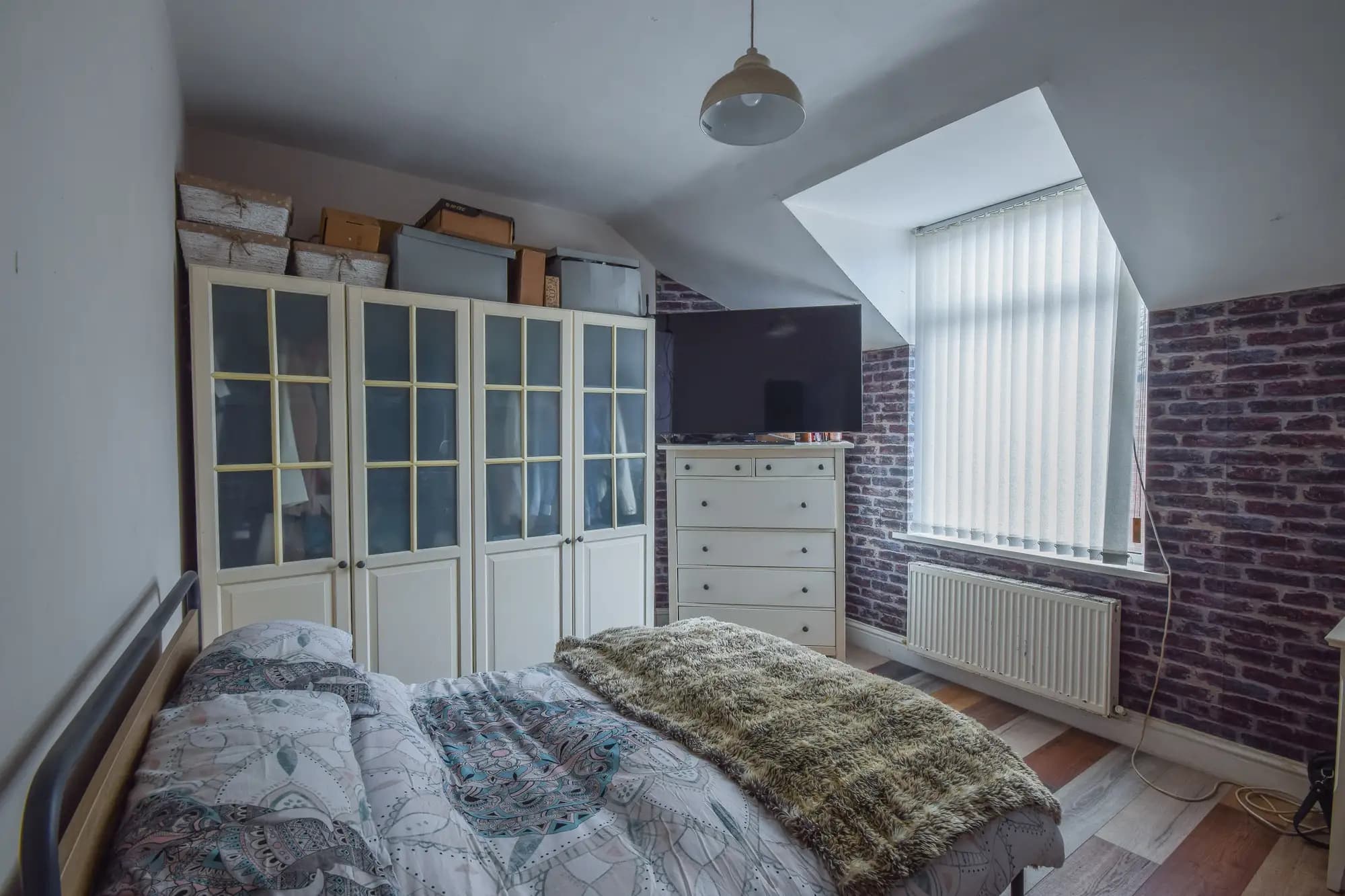 property photo 10 of 19