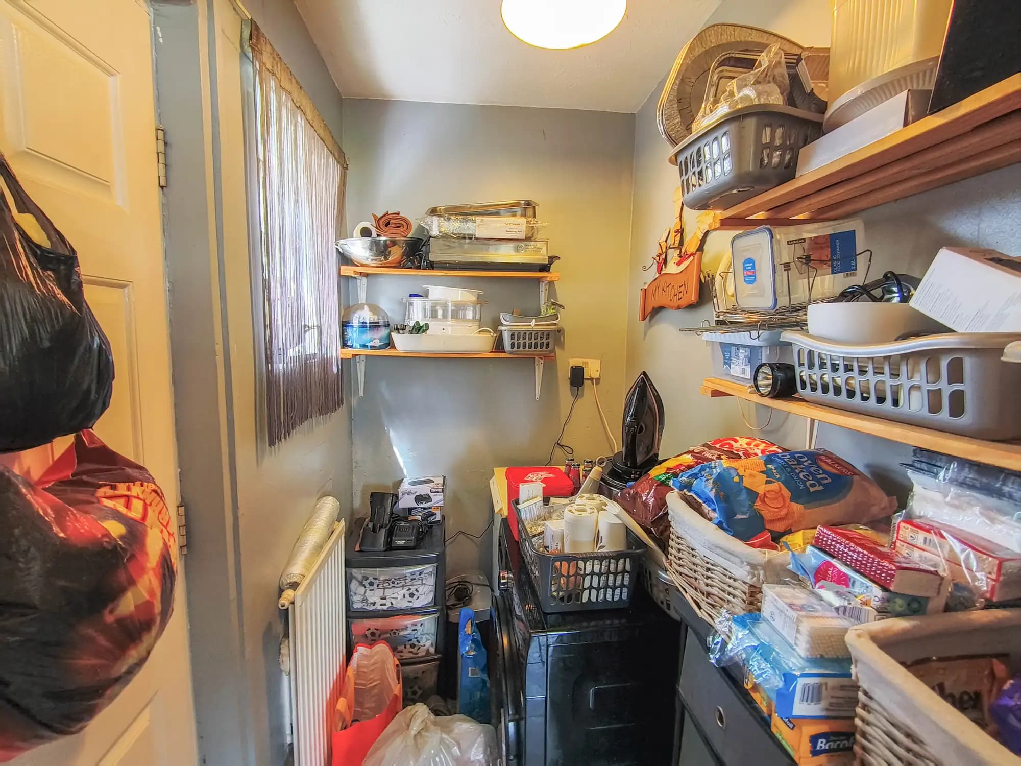 property photo 8 of 19