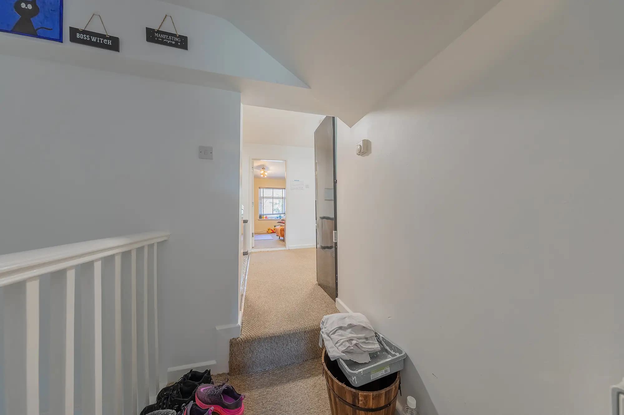 property photo 27 of 33