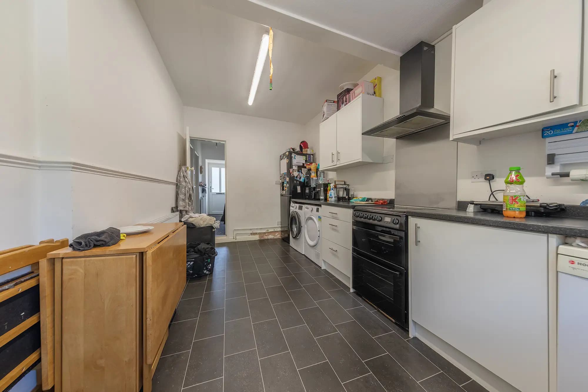 property photo 5 of 37
