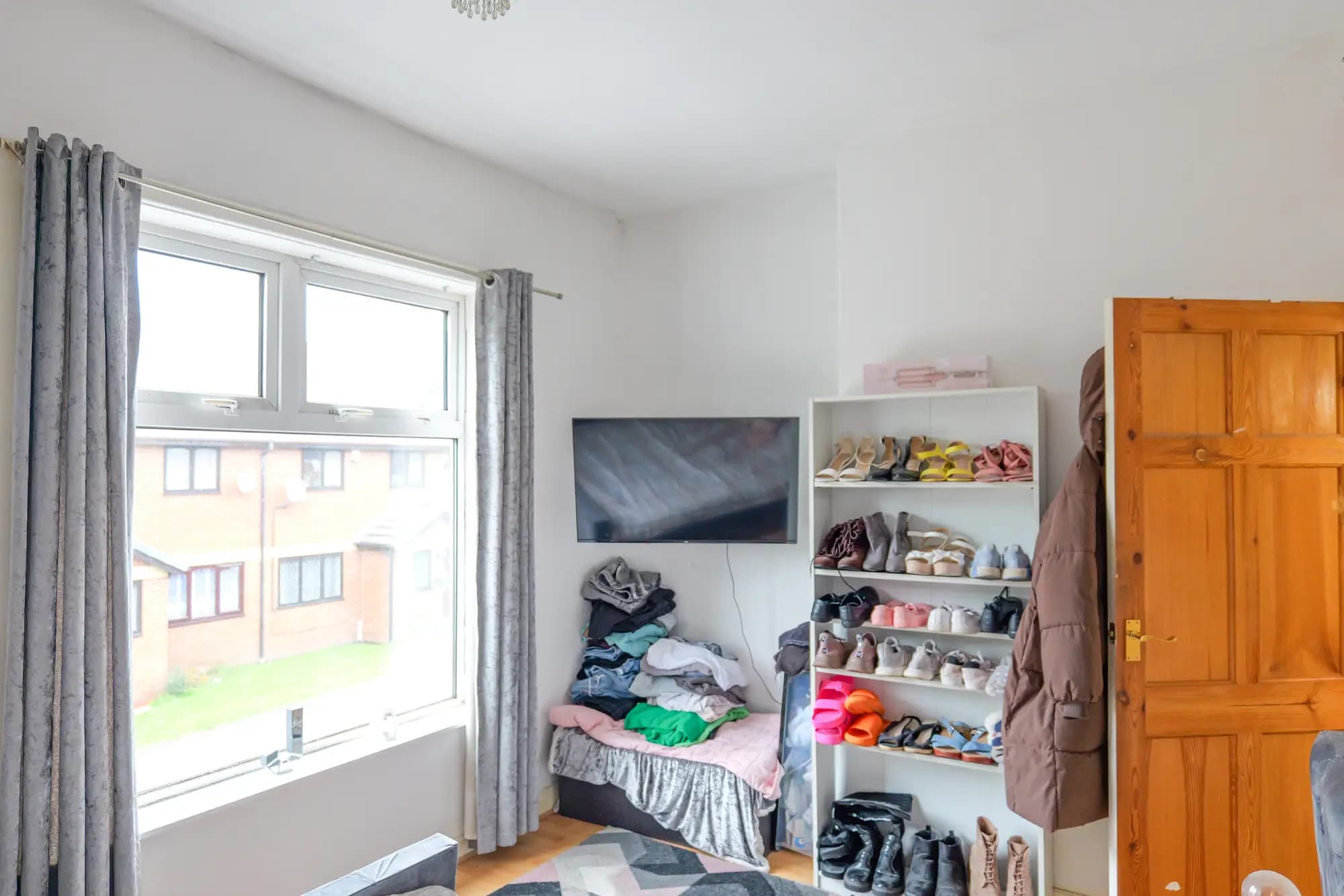 property photo 11 of 20