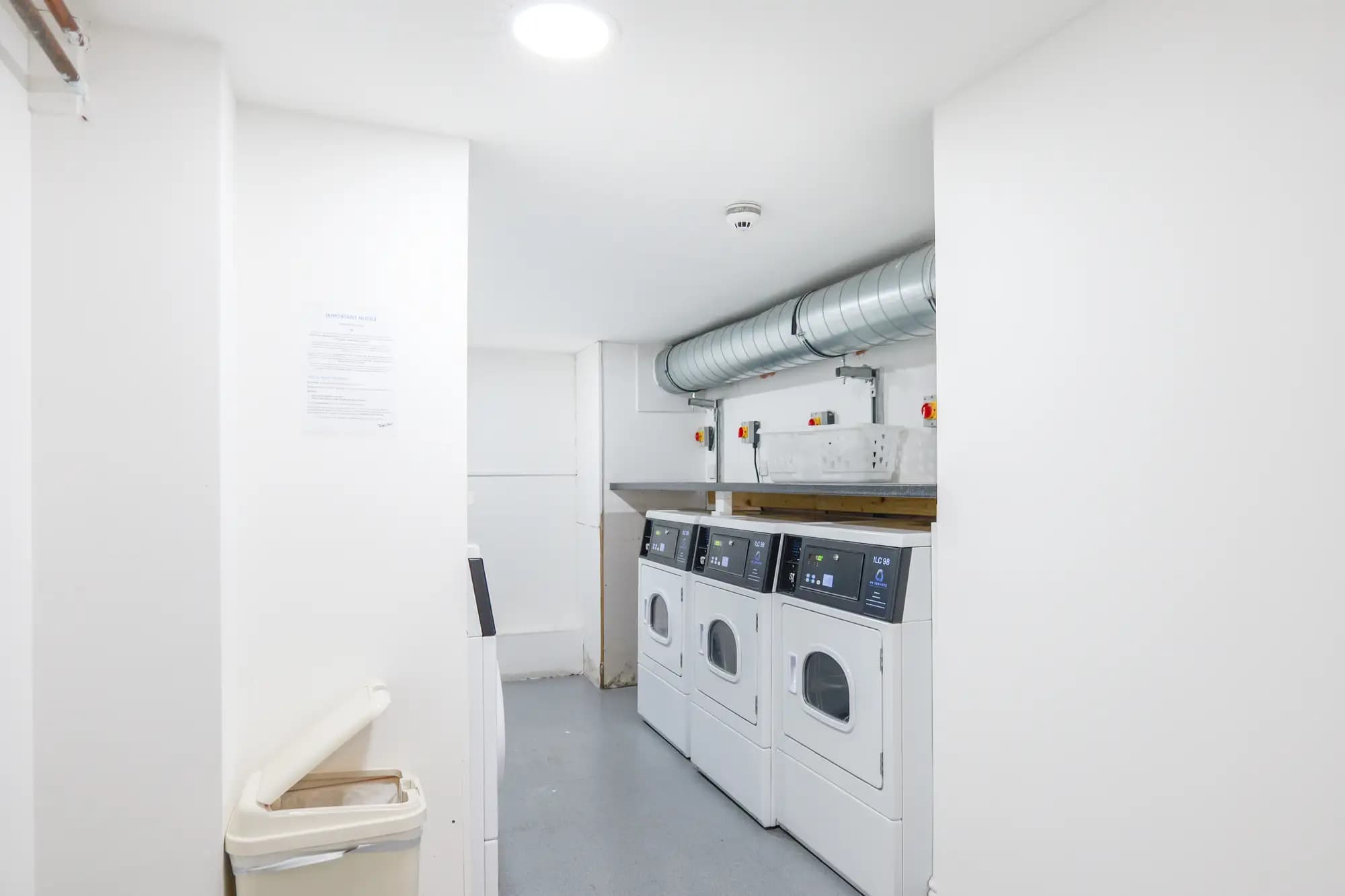 property photo 10 of 13