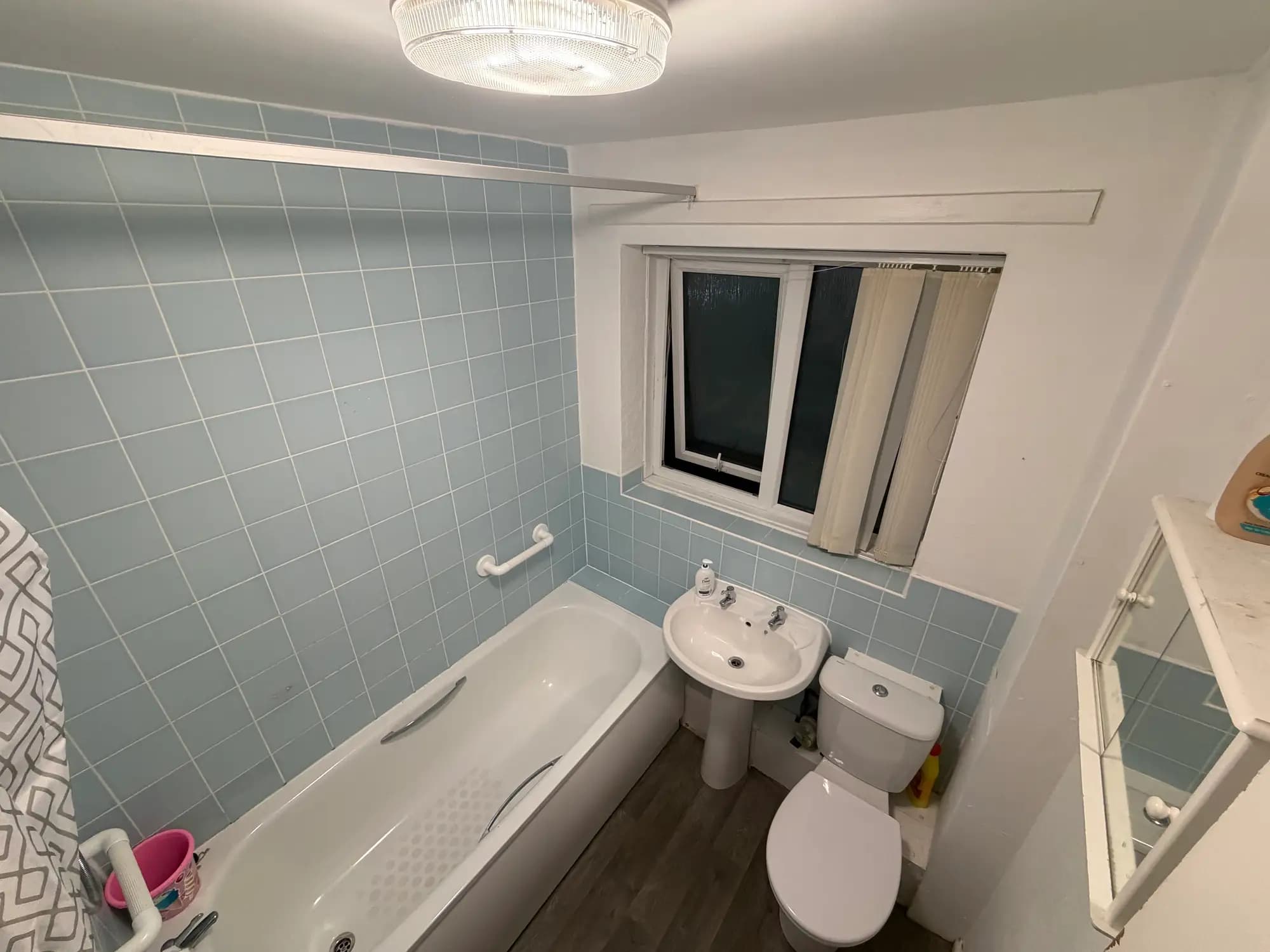 property photo 9 of 20