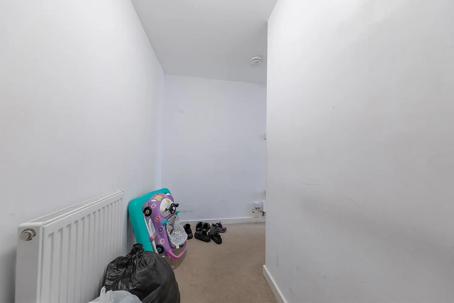 property photo 18 of 23