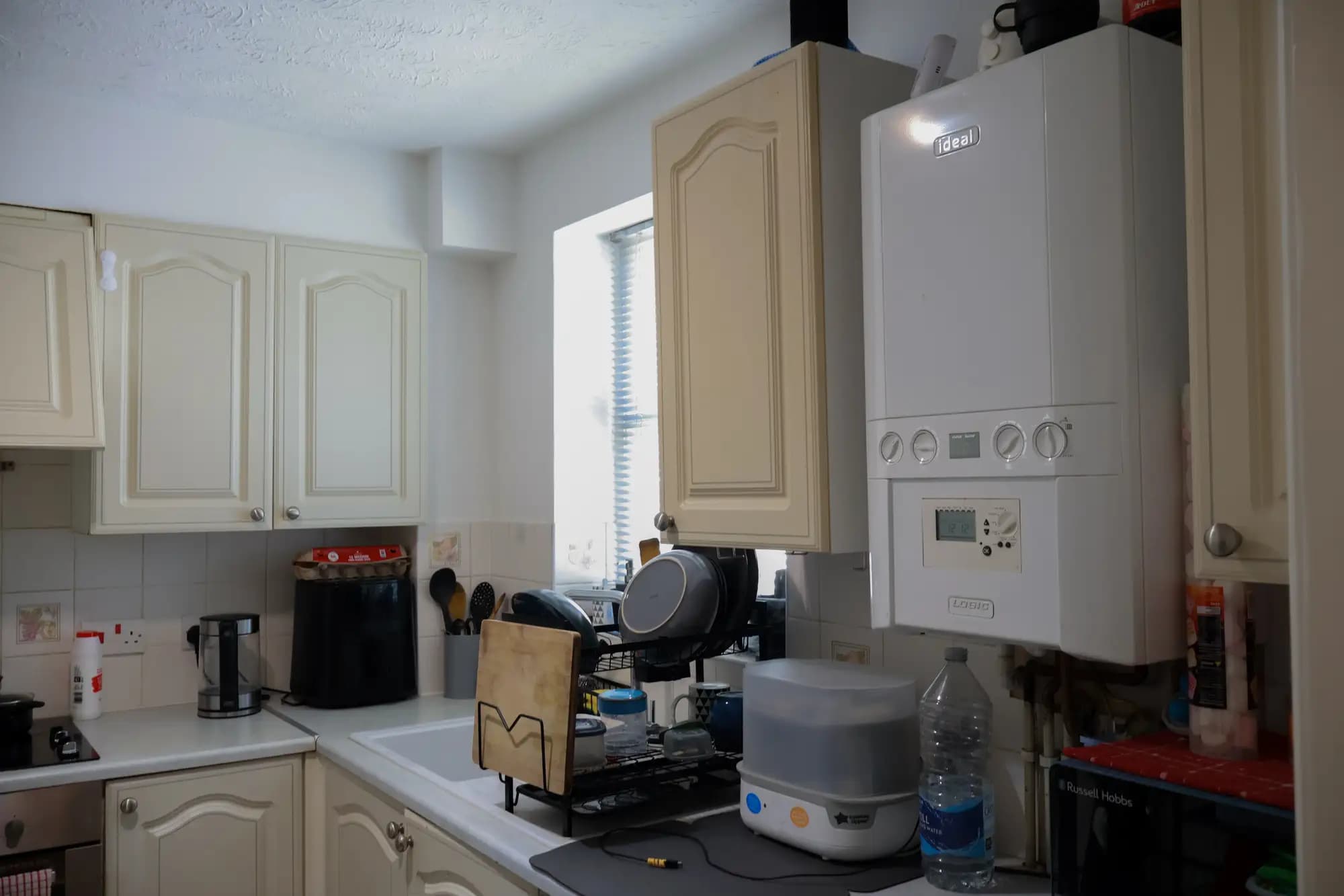 property photo 6 of 16