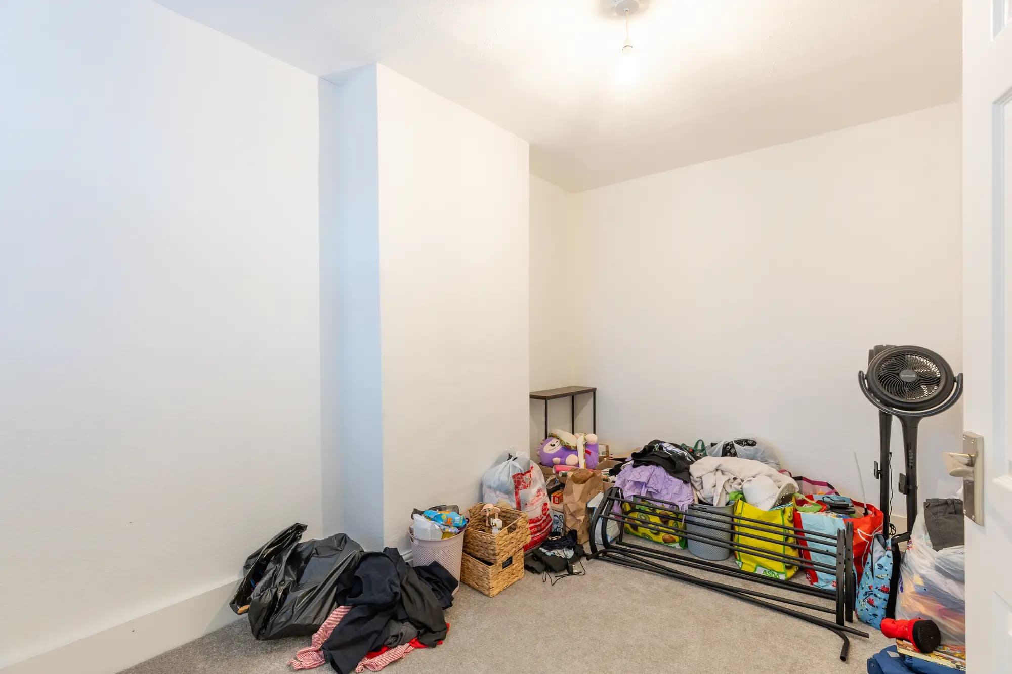 property photo 12 of 16