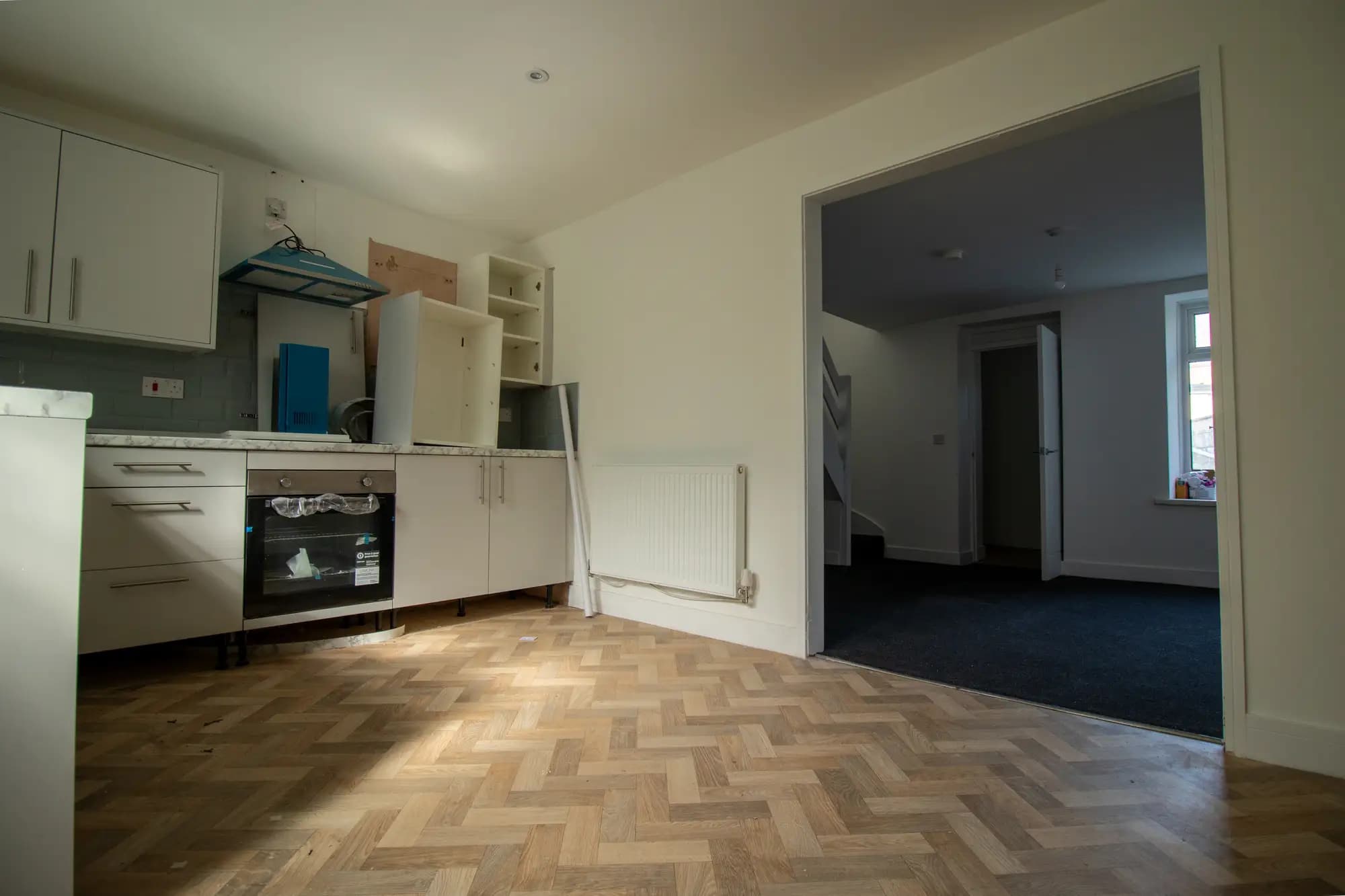 property photo 6 of 15