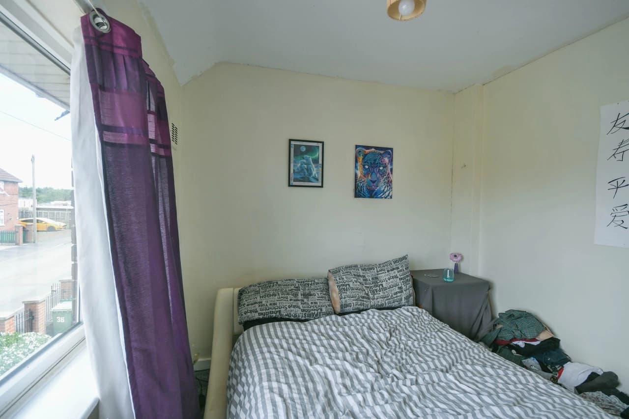 property photo 12 of 20