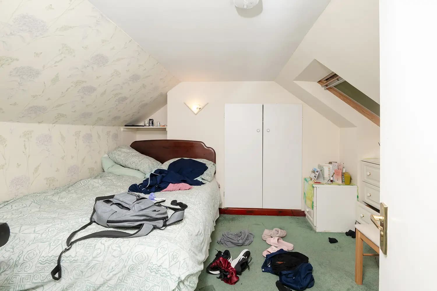 property photo 21 of 30