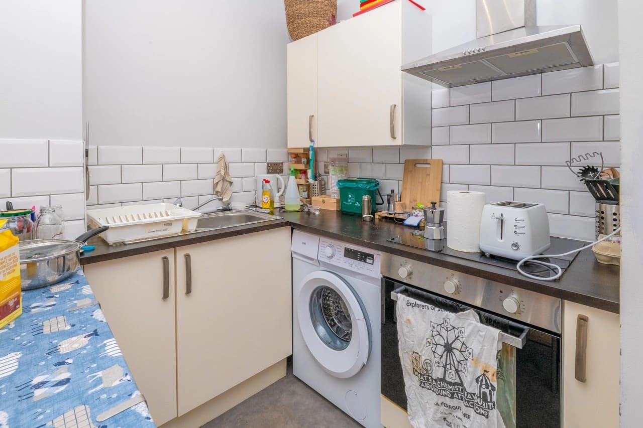 property photo 16 of 48