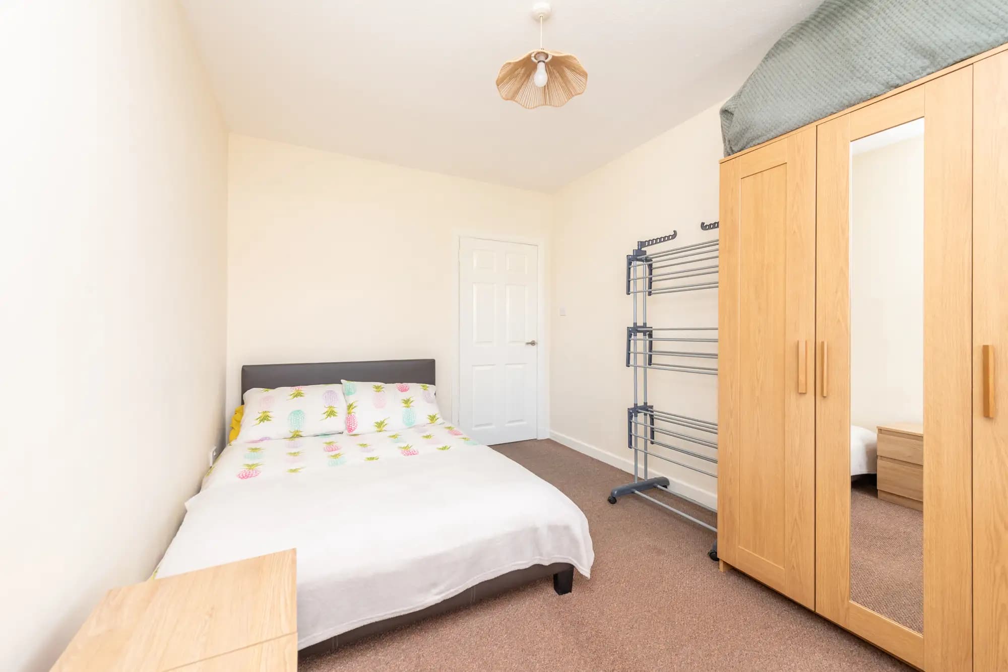 property photo 15 of 28