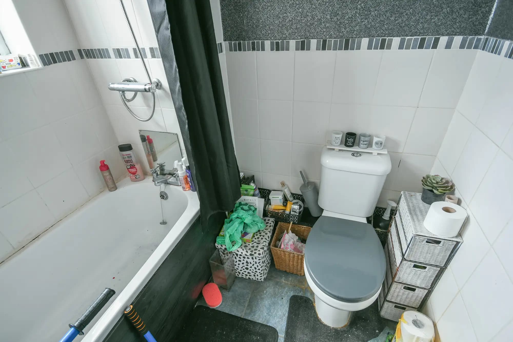 property photo 9 of 15