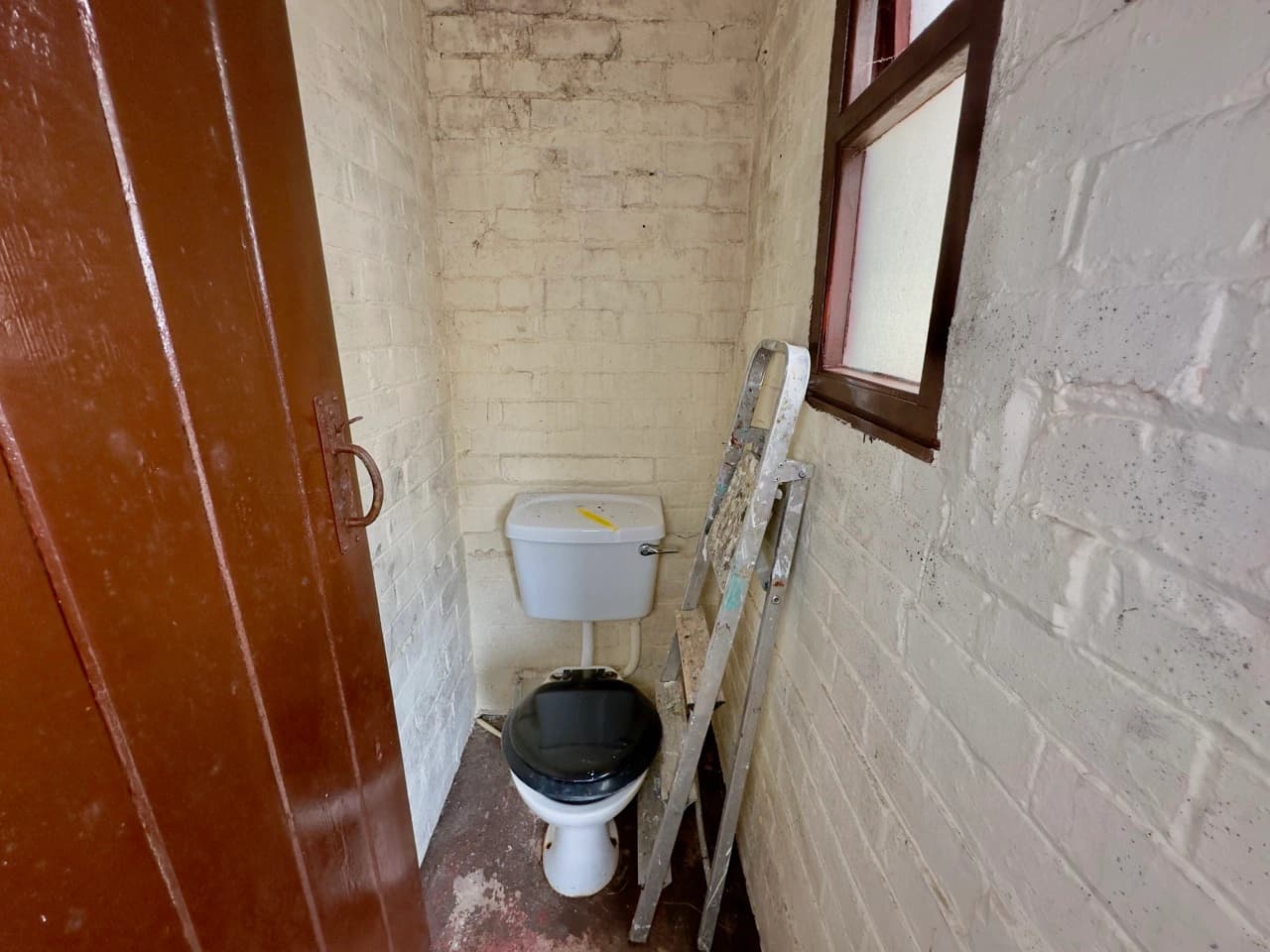 property photo 10 of 26