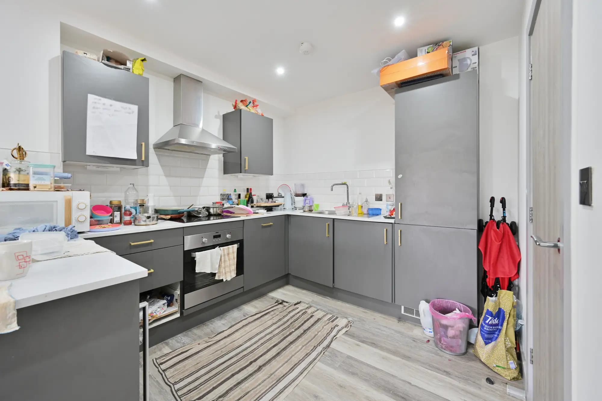 property photo 14 of 33