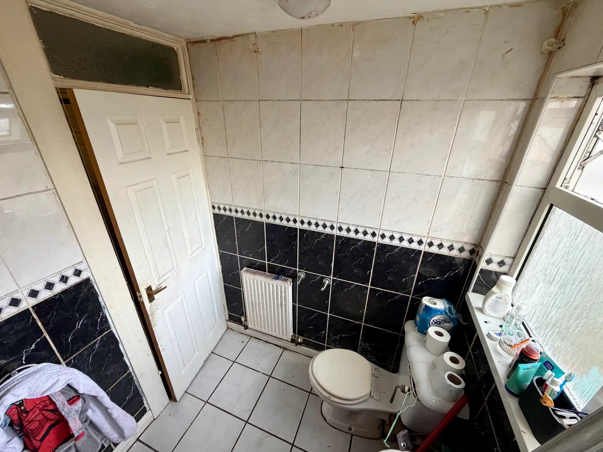 property photo 11 of 28