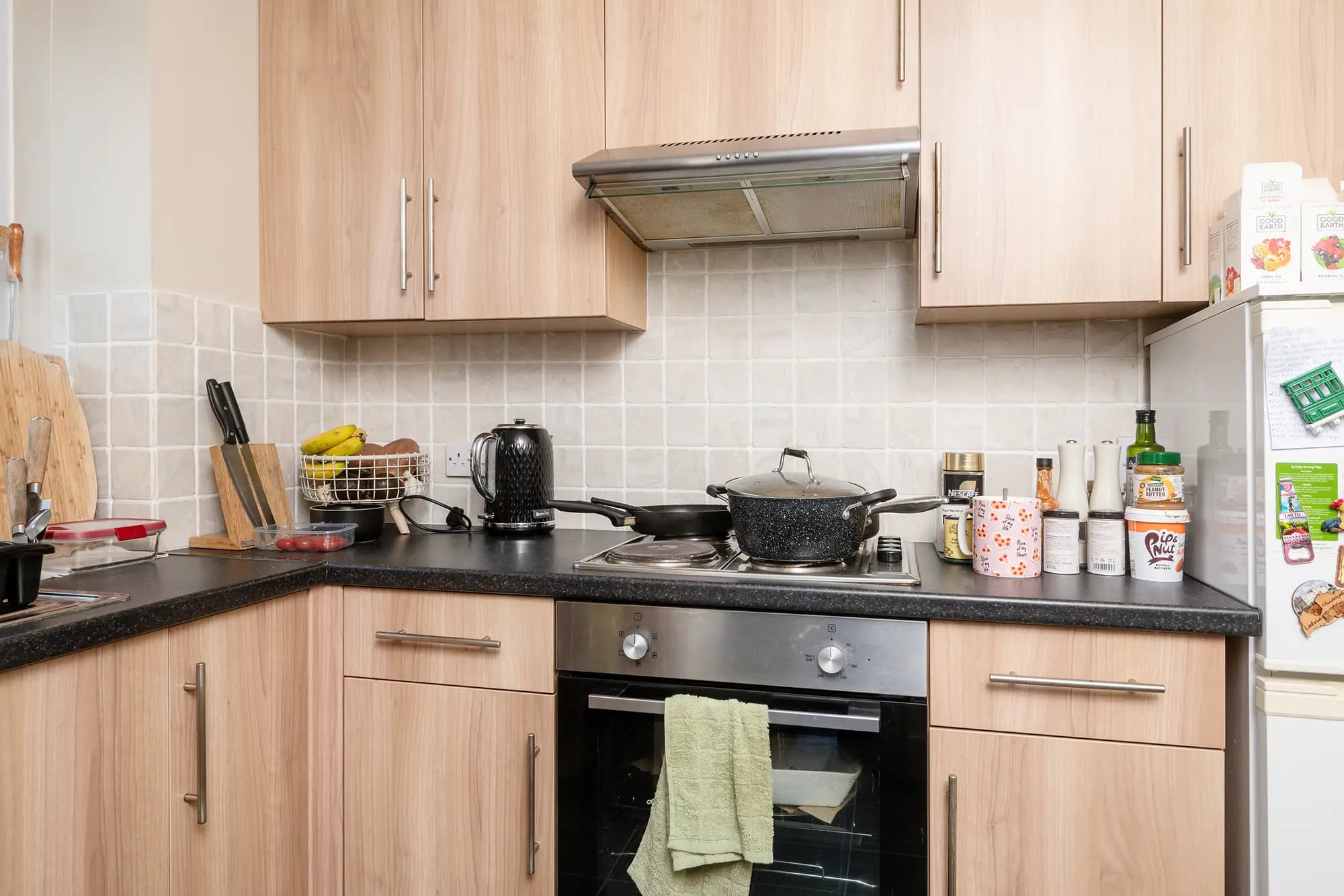 property photo 5 of 15