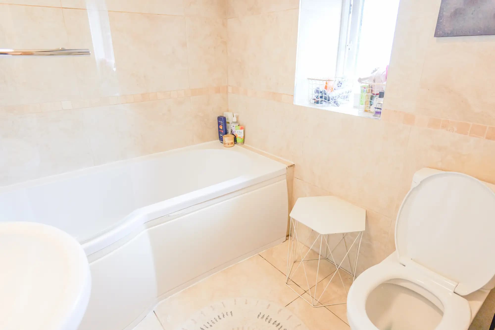 property photo 7 of 15