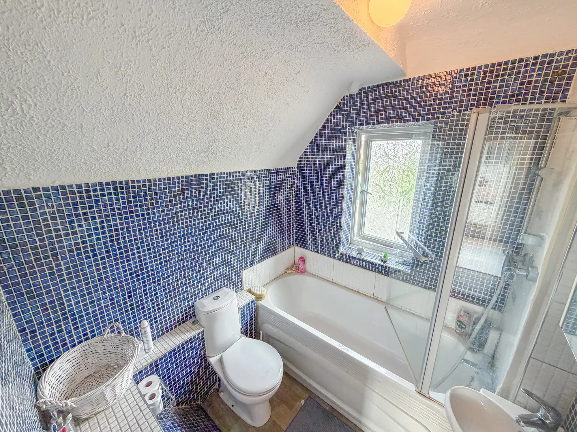 property photo 10 of 20