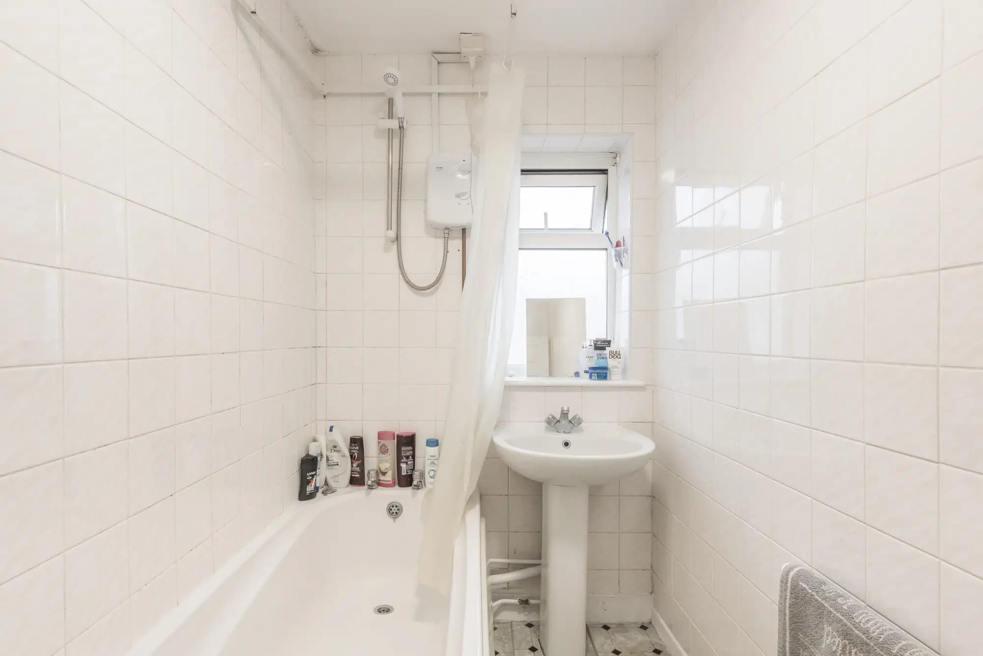 property photo 13 of 37