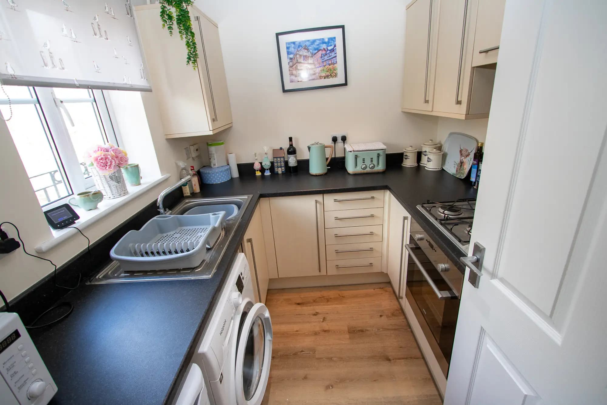 property photo 5 of 18