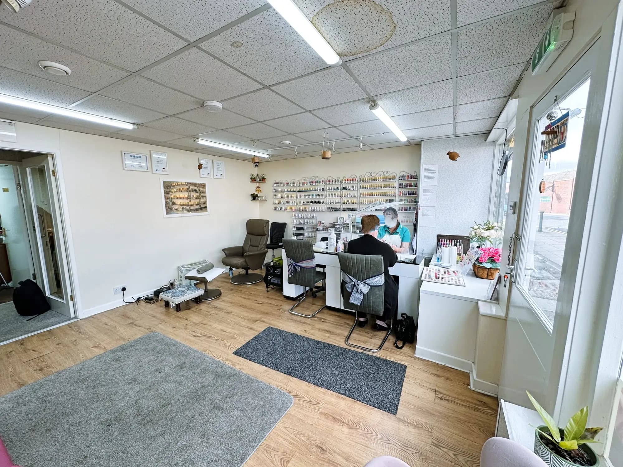 property photo 16 of 19