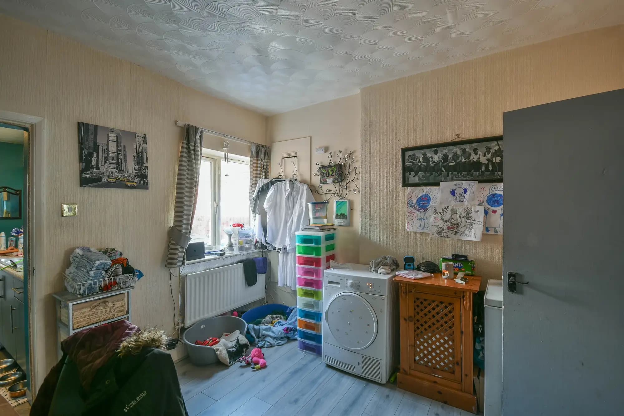 property photo 6 of 22