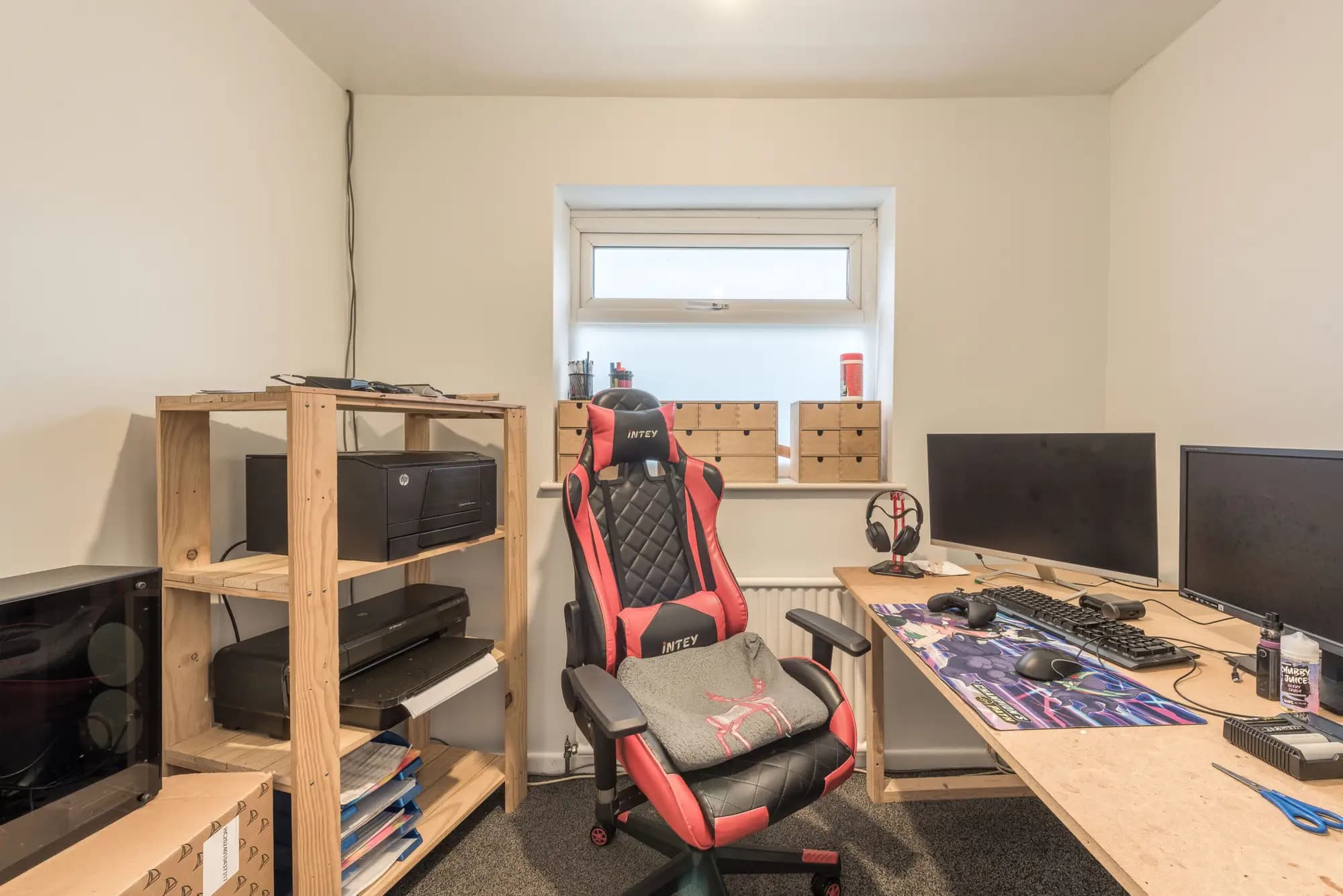 property photo 26 of 37