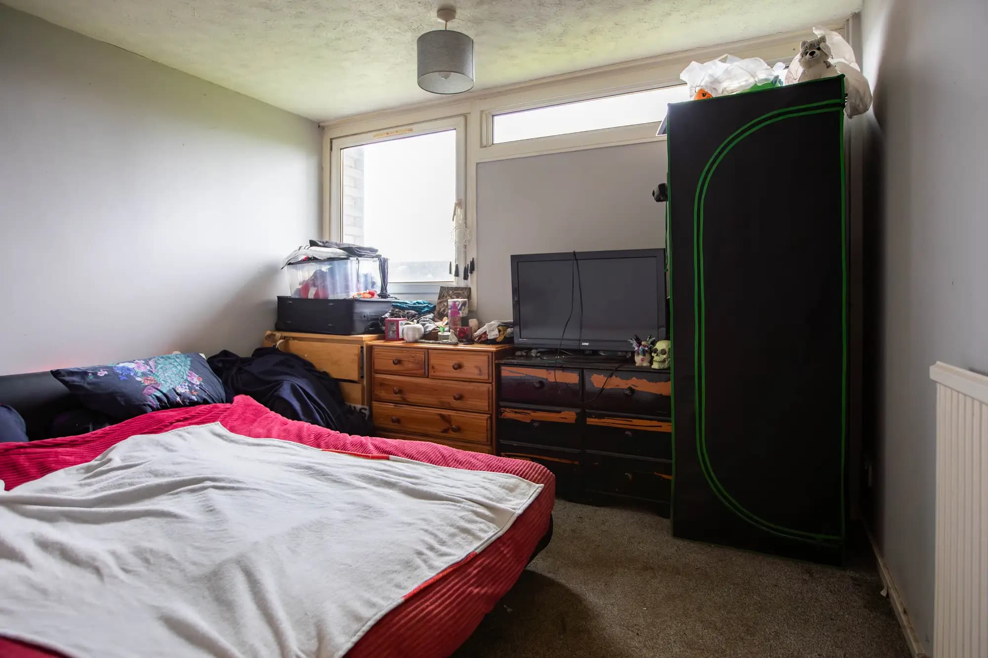 property photo 8 of 14