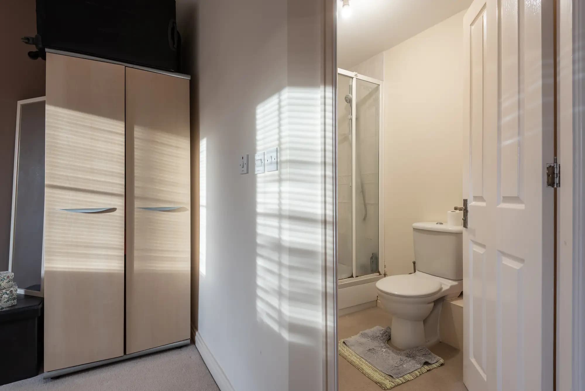 property photo 11 of 21