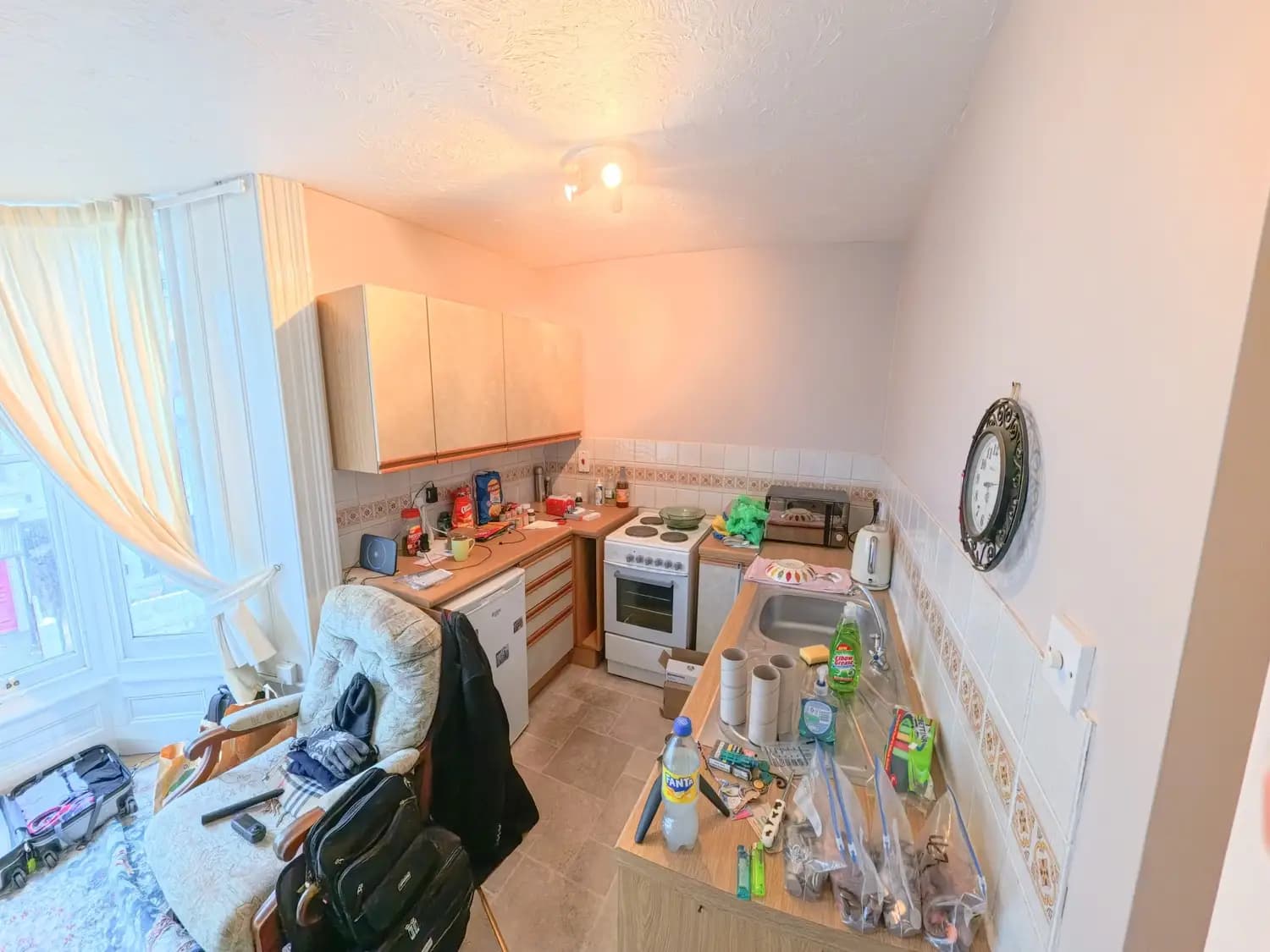 property photo 5 of 19