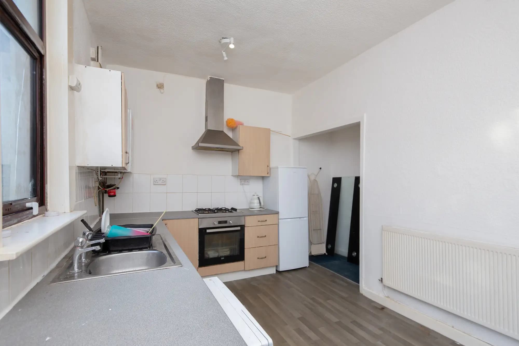 property photo 9 of 21