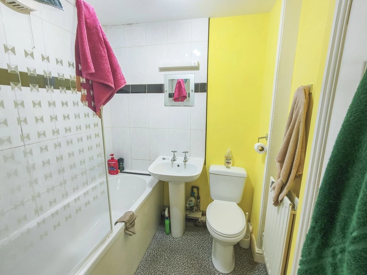 property photo 7 of 15