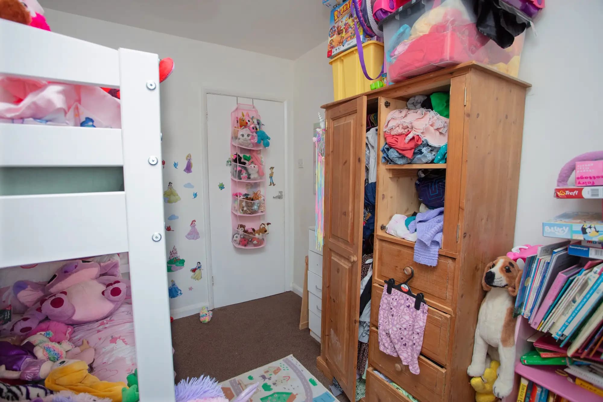 property photo 14 of 20