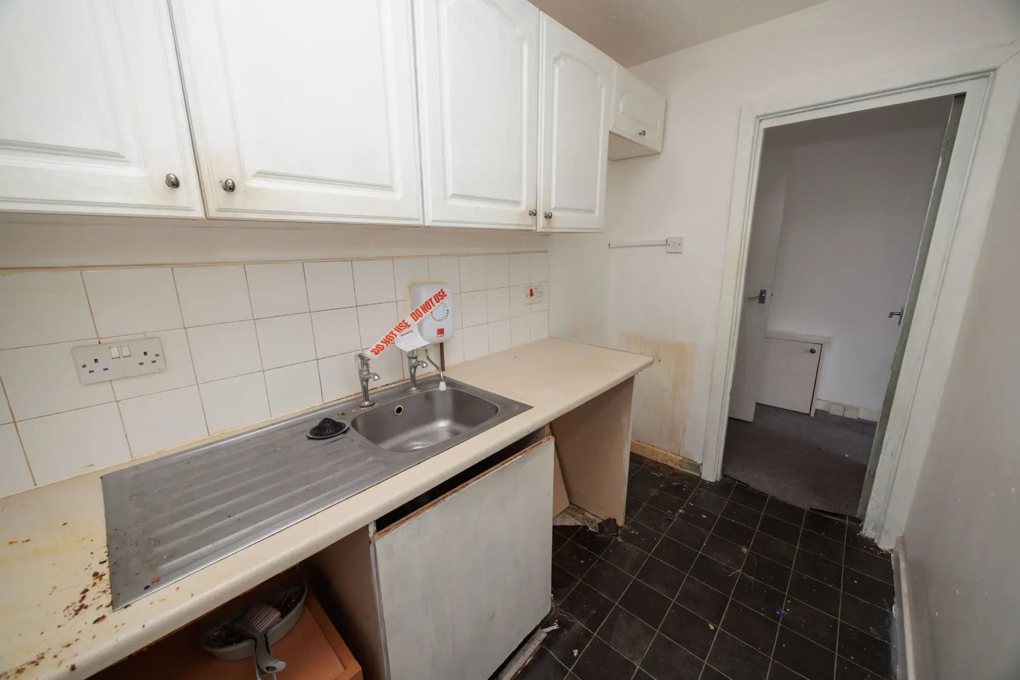 property photo 8 of 50
