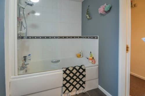 property photo 10 of 13