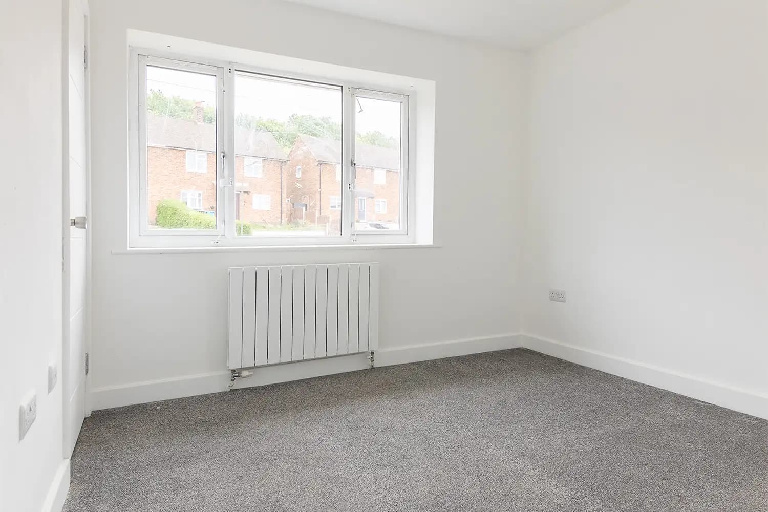 property photo 18 of 31