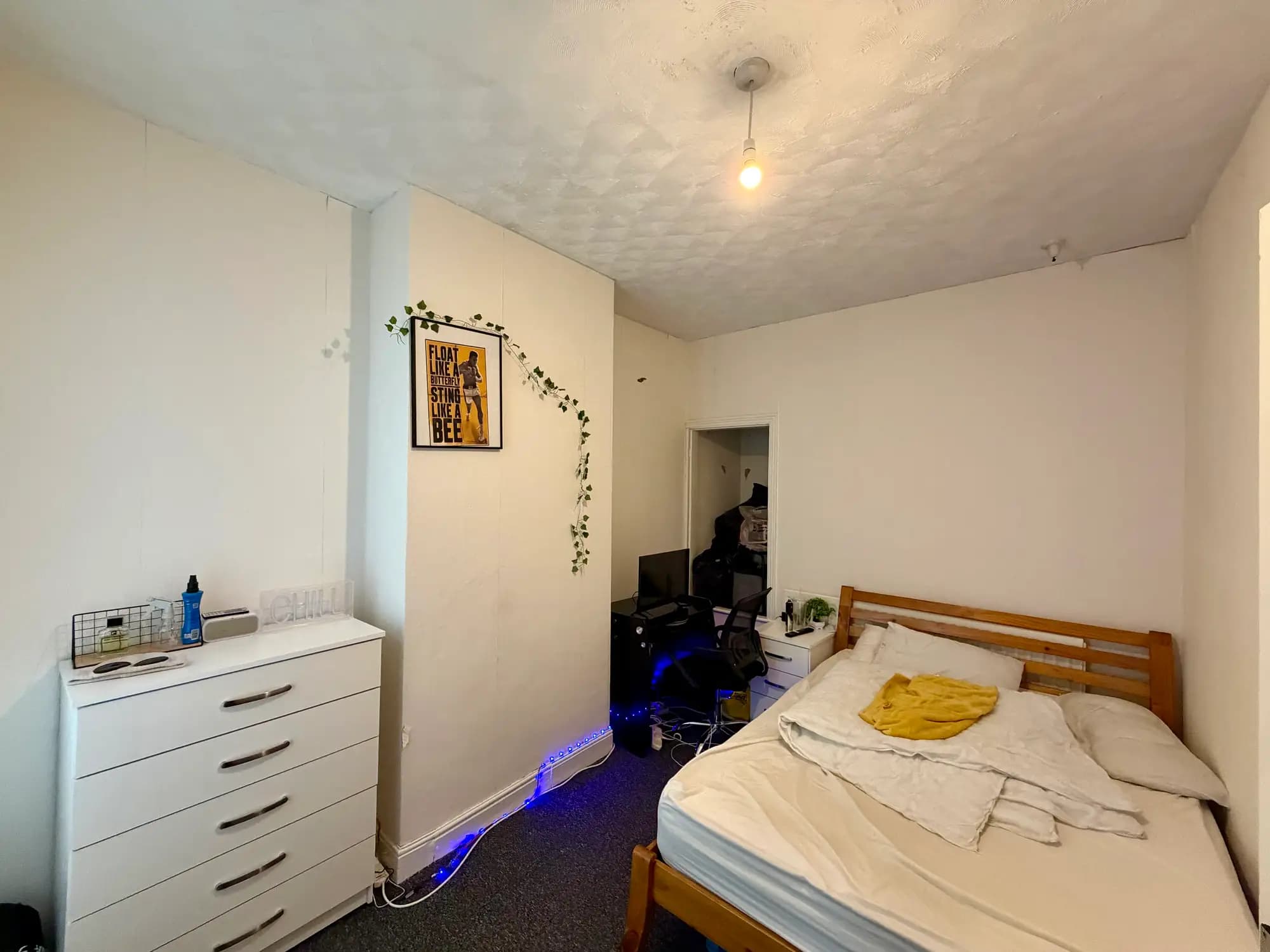 property photo 20 of 29