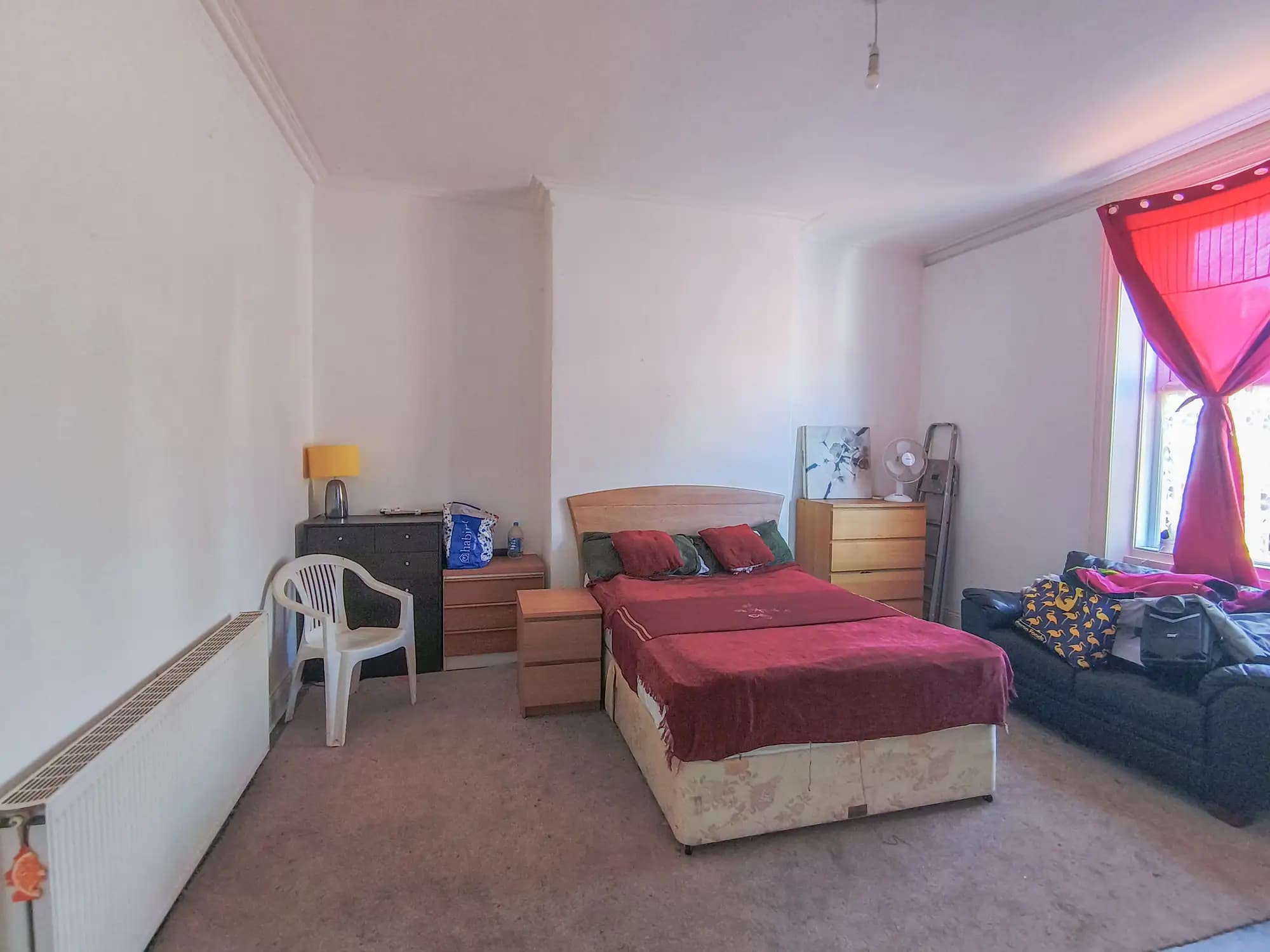 property photo 16 of 28