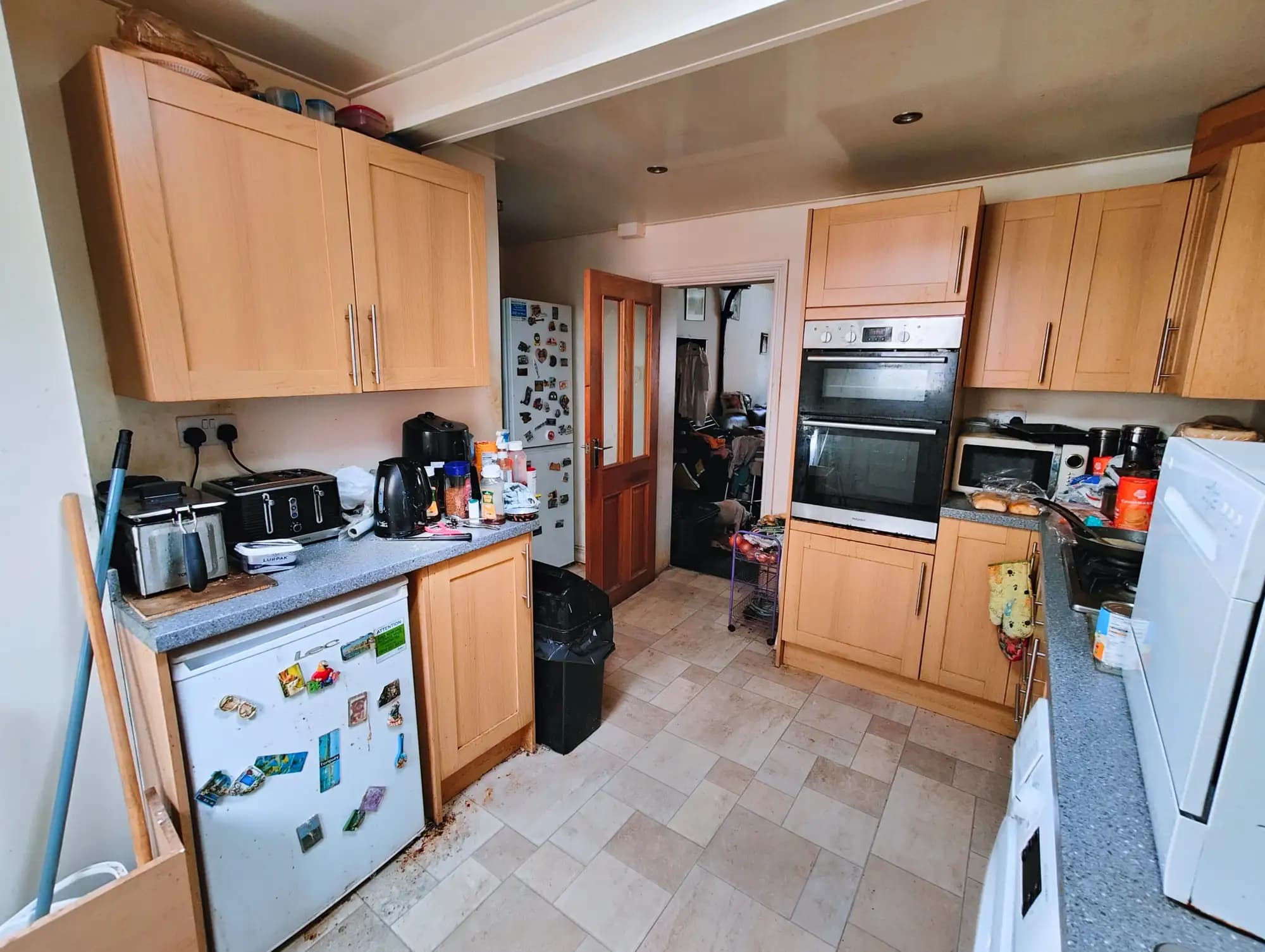 property photo 4 of 17