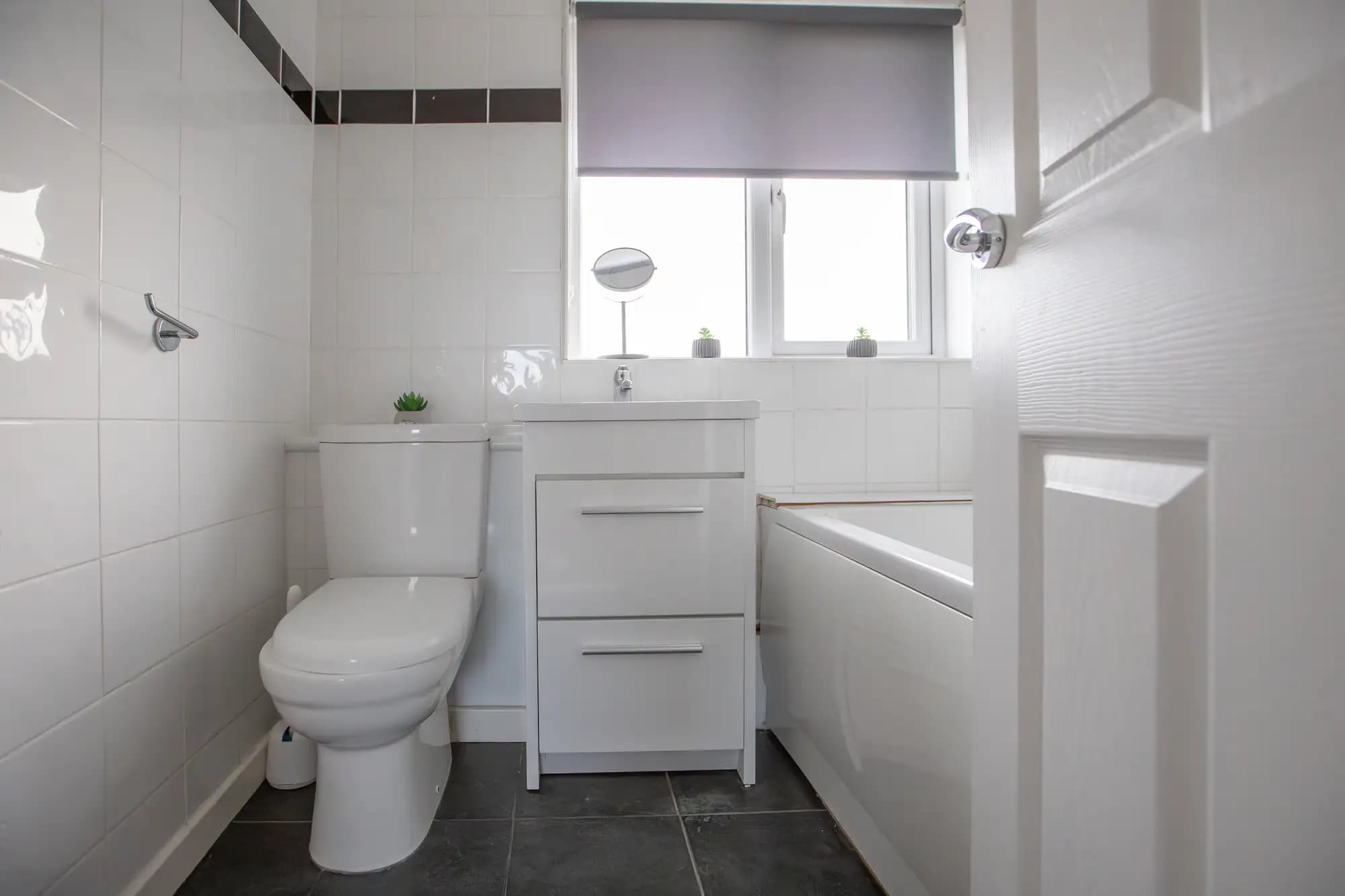 property photo 17 of 43