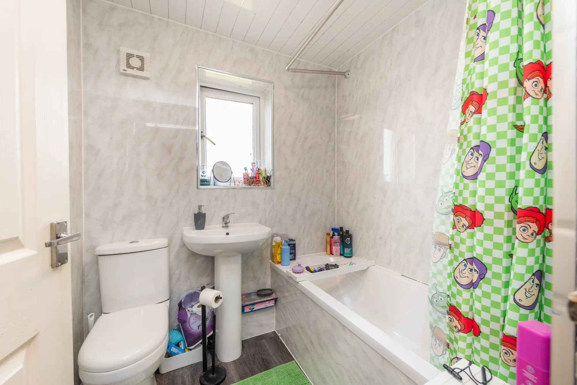 property photo 10 of 37