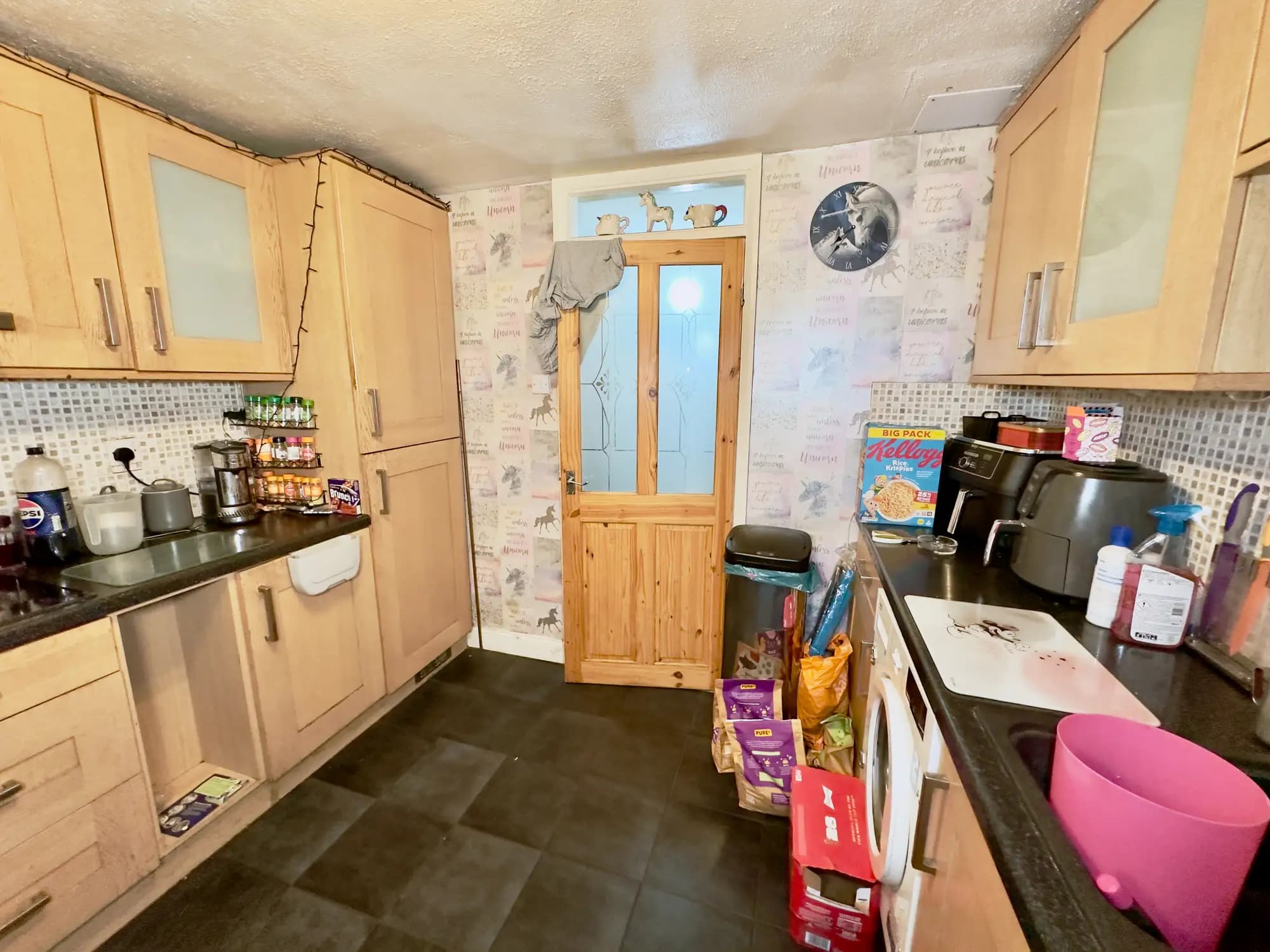 property photo 9 of 24