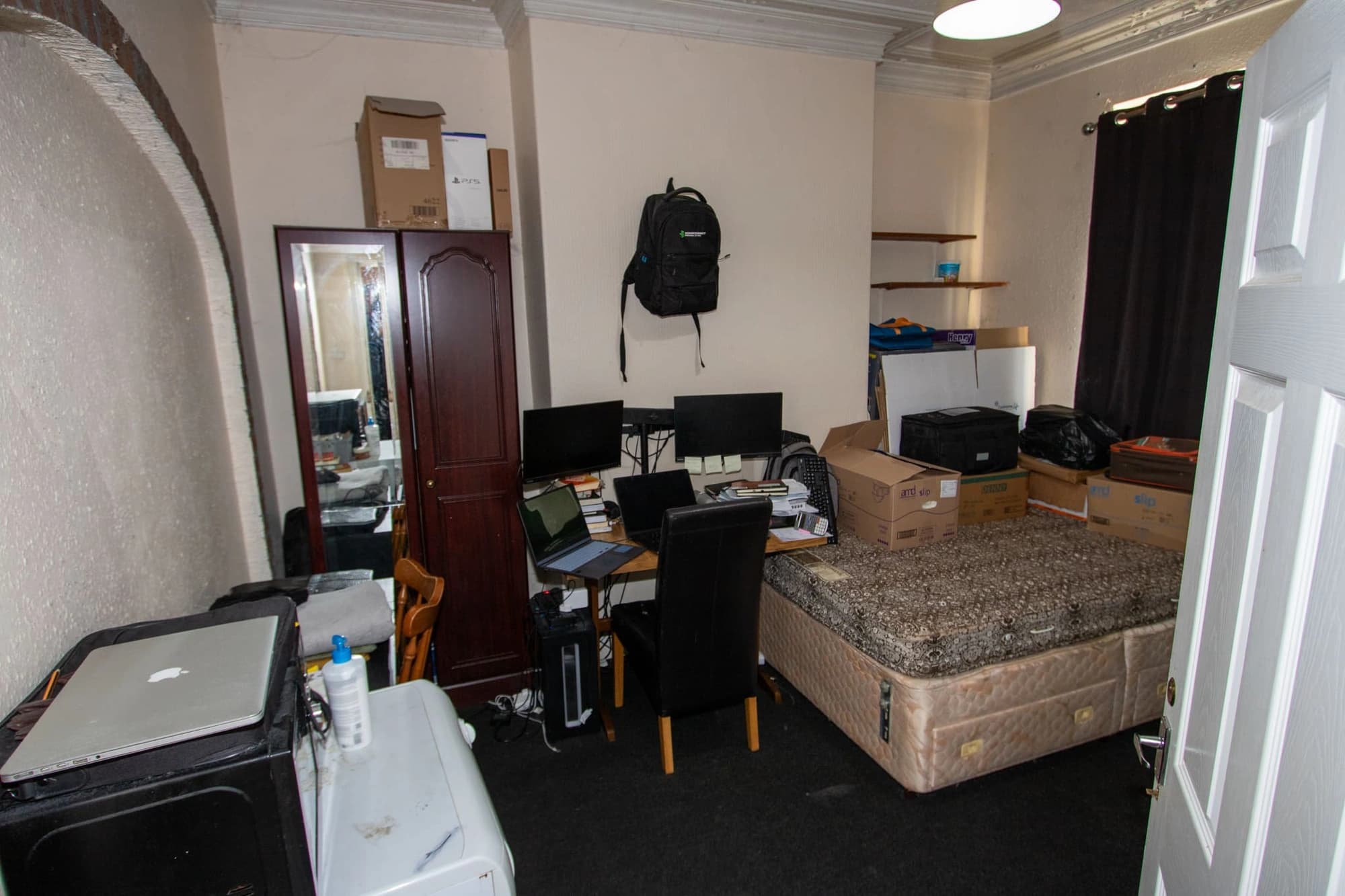 property photo 12 of 19